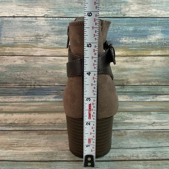 Unisa Laylay Gray Fabric Ankle Boots - Picture 10 of 12